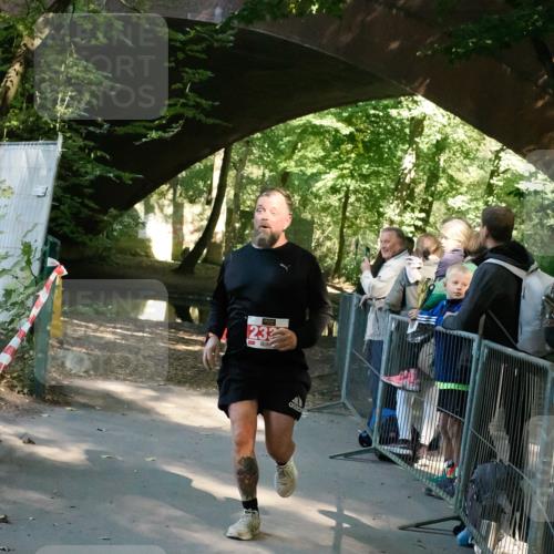 28.09.2025 - 33. Volkslauf durch das schöne Alstertal Fabian Wolf http://msf.ph/oto/8976364 28.09.2025 12:27:44 Laufen 232 meine-sportfotos.de