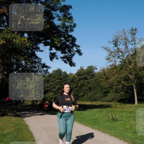 28.09.2025 - 33. Volkslauf durch das schöne Alstertal Fabian Wolf http://msf.ph/oto/8976374 28.09.2025 10:39:47 Laufen  meine-sportfotos.de