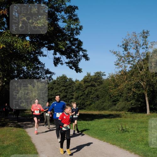 28.09.2025 - 33. Volkslauf durch das schöne Alstertal Fabian Wolf http://msf.ph/oto/8976394 28.09.2025 10:39:54 Laufen 4046 meine-sportfotos.de