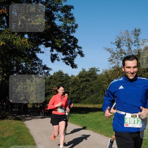 28.09.2025 - 33. Volkslauf durch das schöne Alstertal Fabian Wolf http://msf.ph/oto/8976416 28.09.2025 10:39:56 Laufen 4046, 4912 meine-sportfotos.de