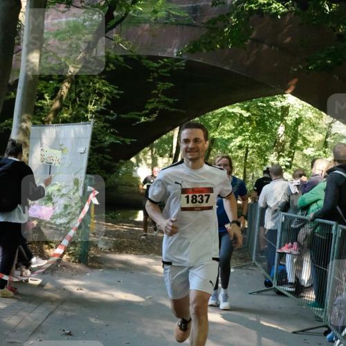 28.09.2025 - 33. Volkslauf durch das schöne Alstertal Fabian Wolf http://msf.ph/oto/8976479 28.09.2025 12:28:29 Laufen 72, 1837 meine-sportfotos.de