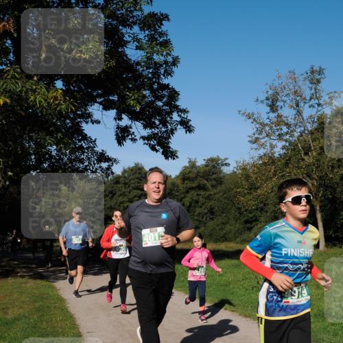 28.09.2025 - 33. Volkslauf durch das schöne Alstertal Fabian Wolf http://msf.ph/oto/8976482 28.09.2025 10:40:04 Laufen 4012, 401, 919 meine-sportfotos.de