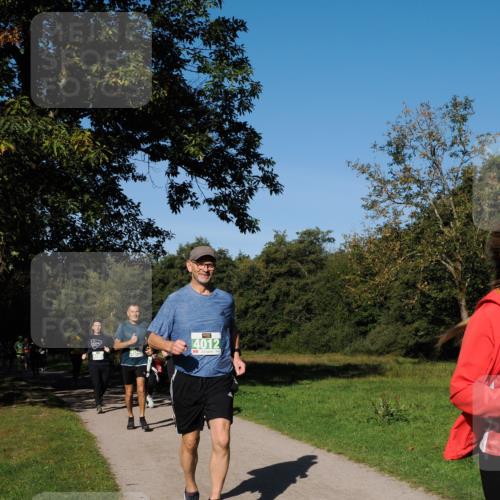 28.09.2025 - 33. Volkslauf durch das schöne Alstertal Fabian Wolf http://msf.ph/oto/8976493 28.09.2025 10:40:06 Laufen 4012 meine-sportfotos.de