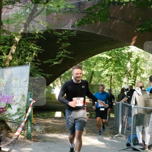 28.09.2025 - 33. Volkslauf durch das schöne Alstertal Fabian Wolf http://msf.ph/oto/8976561 28.09.2025 12:29:14 Laufen 387 meine-sportfotos.de