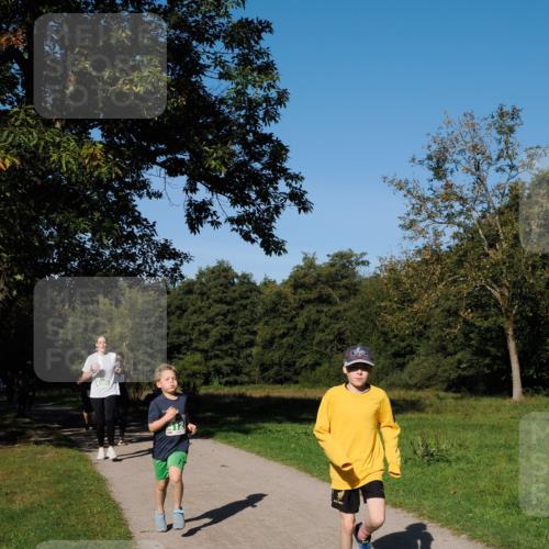28.09.2025 - 33. Volkslauf durch das schöne Alstertal Fabian Wolf http://msf.ph/oto/8976603 28.09.2025 10:40:21 Laufen 12 meine-sportfotos.de