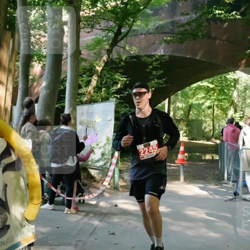 28.09.2025 - 33. Volkslauf durch das schöne Alstertal Fabian Wolf http://msf.ph/oto/8976641 28.09.2025 12:30:07 Laufen 2245 meine-sportfotos.de