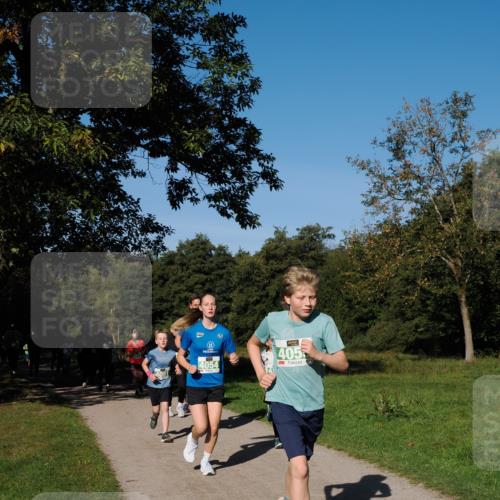 28.09.2025 - 33. Volkslauf durch das schöne Alstertal Fabian Wolf http://msf.ph/oto/8976724 28.09.2025 10:40:39 Laufen 4091, 4054, 405 meine-sportfotos.de