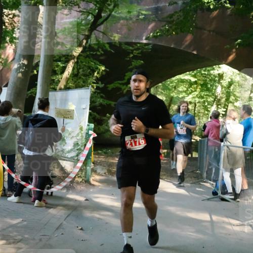 28.09.2025 - 33. Volkslauf durch das schöne Alstertal Fabian Wolf http://msf.ph/oto/8976750 28.09.2025 12:31:25 Laufen 2176, 2354 meine-sportfotos.de