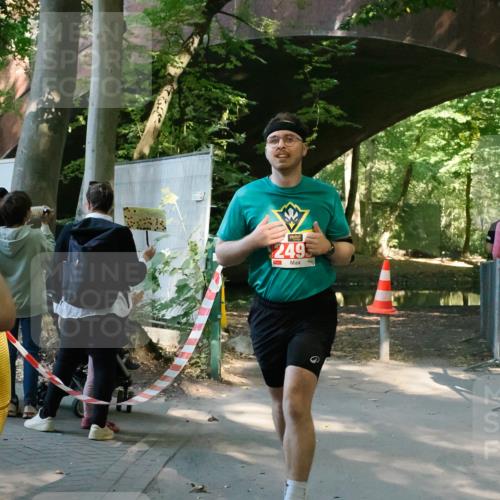 28.09.2025 - 33. Volkslauf durch das schöne Alstertal Fabian Wolf http://msf.ph/oto/8976765 28.09.2025 12:31:29 Laufen 249 meine-sportfotos.de