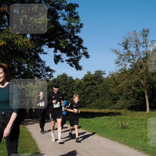 28.09.2025 - 33. Volkslauf durch das schöne Alstertal Fabian Wolf http://msf.ph/oto/8976824 28.09.2025 10:41:03 Laufen 404 meine-sportfotos.de
