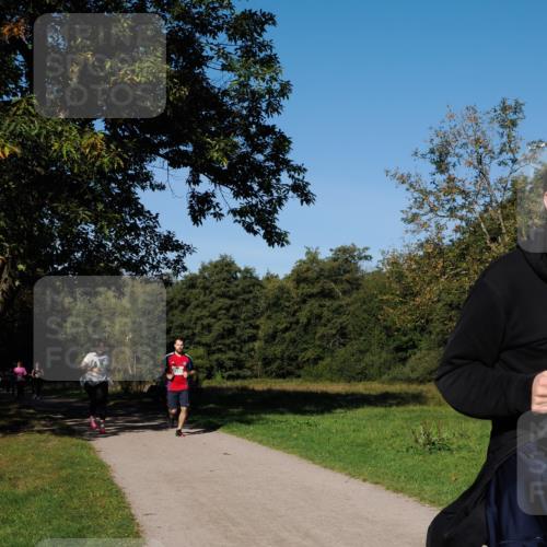 28.09.2025 - 33. Volkslauf durch das schöne Alstertal Fabian Wolf http://msf.ph/oto/8976855 28.09.2025 10:41:06 Laufen  meine-sportfotos.de