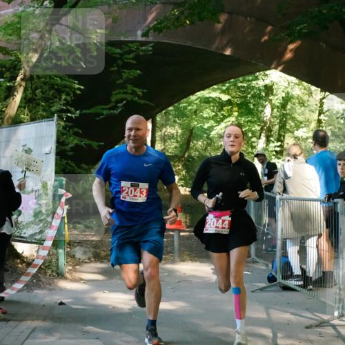 28.09.2025 - 33. Volkslauf durch das schöne Alstertal Fabian Wolf http://msf.ph/oto/8976973 28.09.2025 12:33:13 Laufen 2043, 2044 meine-sportfotos.de
