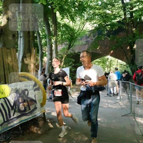 28.09.2025 - 33. Volkslauf durch das schöne Alstertal Fabian Wolf http://msf.ph/oto/8977017 28.09.2025 12:33:27 Laufen 2310 meine-sportfotos.de