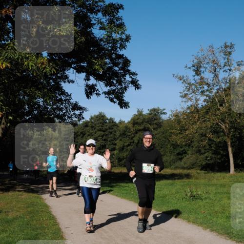 28.09.2025 - 33. Volkslauf durch das schöne Alstertal Fabian Wolf http://msf.ph/oto/8977021 28.09.2025 10:42:01 Laufen 4903, 4904 meine-sportfotos.de