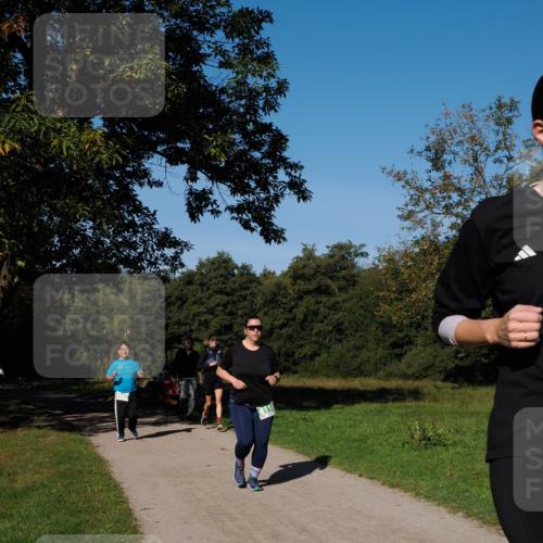 28.09.2025 - 33. Volkslauf durch das schöne Alstertal Fabian Wolf http://msf.ph/oto/8977080 28.09.2025 10:42:15 Laufen 4110 meine-sportfotos.de