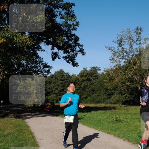 28.09.2025 - 33. Volkslauf durch das schöne Alstertal Fabian Wolf http://msf.ph/oto/8977091 28.09.2025 10:42:19 Laufen 4142 meine-sportfotos.de