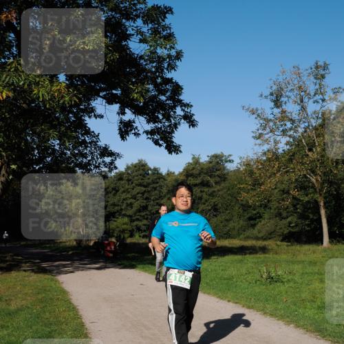 28.09.2025 - 33. Volkslauf durch das schöne Alstertal Fabian Wolf http://msf.ph/oto/8977095 28.09.2025 10:42:20 Laufen 4142 meine-sportfotos.de