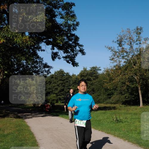28.09.2025 - 33. Volkslauf durch das schöne Alstertal Fabian Wolf http://msf.ph/oto/8977096 28.09.2025 10:42:20 Laufen 4142 meine-sportfotos.de