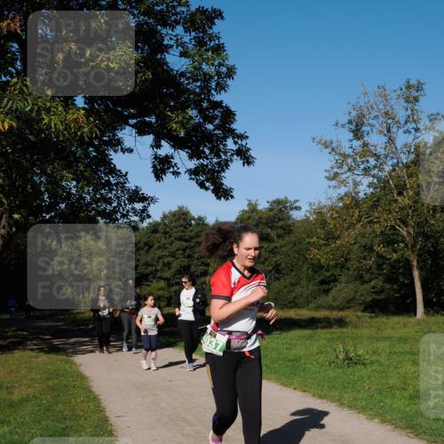 28.09.2025 - 33. Volkslauf durch das schöne Alstertal Fabian Wolf http://msf.ph/oto/8977141 28.09.2025 10:42:54 Laufen 037 meine-sportfotos.de