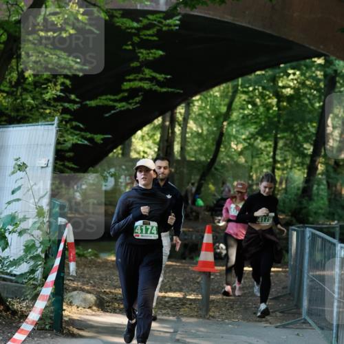 28.09.2025 - 33. Volkslauf durch das schöne Alstertal Fabian Wolf http://msf.ph/oto/8977227 28.09.2025 11:01:01 Laufen 4174, 4179 meine-sportfotos.de