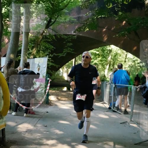 28.09.2025 - 33. Volkslauf durch das schöne Alstertal Fabian Wolf http://msf.ph/oto/8977250 28.09.2025 12:37:39 Laufen 2186, 220 meine-sportfotos.de