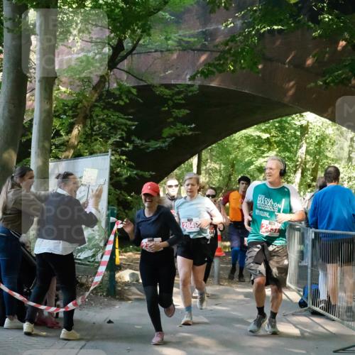 28.09.2025 - 33. Volkslauf durch das schöne Alstertal Fabian Wolf http://msf.ph/oto/8977270 28.09.2025 12:38:40 Laufen 2649 meine-sportfotos.de
