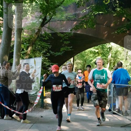 28.09.2025 - 33. Volkslauf durch das schöne Alstertal Fabian Wolf http://msf.ph/oto/8977271 28.09.2025 12:38:40 Laufen 2575, 49, 1104, 233 meine-sportfotos.de