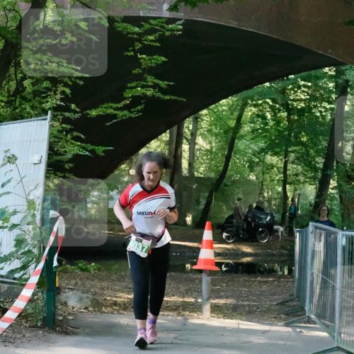 28.09.2025 - 33. Volkslauf durch das schöne Alstertal Fabian Wolf http://msf.ph/oto/8977289 28.09.2025 11:09:02 Laufen 4037 meine-sportfotos.de