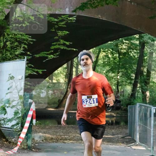 28.09.2025 - 33. Volkslauf durch das schöne Alstertal Fabian Wolf http://msf.ph/oto/8977323 28.09.2025 11:13:28 Laufen 3241 meine-sportfotos.de