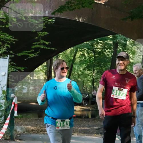 28.09.2025 - 33. Volkslauf durch das schöne Alstertal Fabian Wolf http://msf.ph/oto/8977334 28.09.2025 11:14:10 Laufen 4143, 4172 meine-sportfotos.de