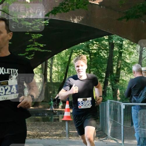 28.09.2025 - 33. Volkslauf durch das schöne Alstertal Fabian Wolf http://msf.ph/oto/8977348 28.09.2025 11:14:44 Laufen 924, 3366 meine-sportfotos.de