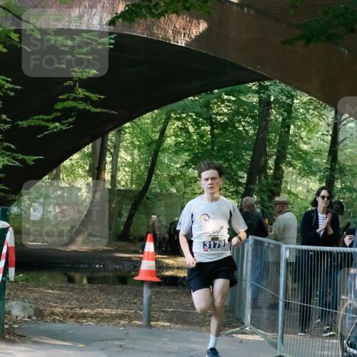 28.09.2025 - 33. Volkslauf durch das schöne Alstertal Fabian Wolf http://msf.ph/oto/8977359 28.09.2025 11:17:26 Laufen 3179 meine-sportfotos.de