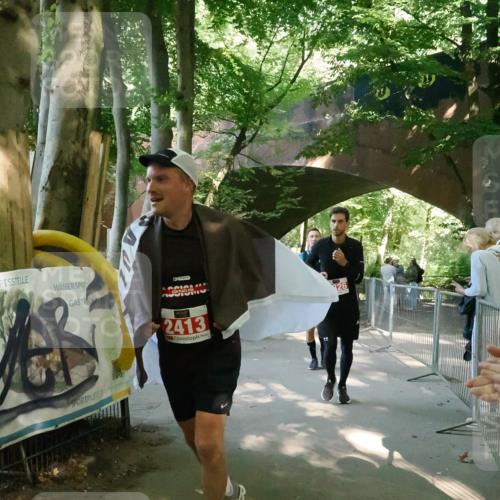 28.09.2025 - 33. Volkslauf durch das schöne Alstertal Fabian Wolf http://msf.ph/oto/8977360 28.09.2025 12:42:34 Laufen 2413 meine-sportfotos.de
