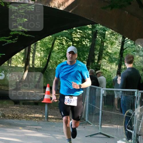 28.09.2025 - 33. Volkslauf durch das schöne Alstertal Fabian Wolf http://msf.ph/oto/8977393 28.09.2025 11:20:22 Laufen 3372 meine-sportfotos.de