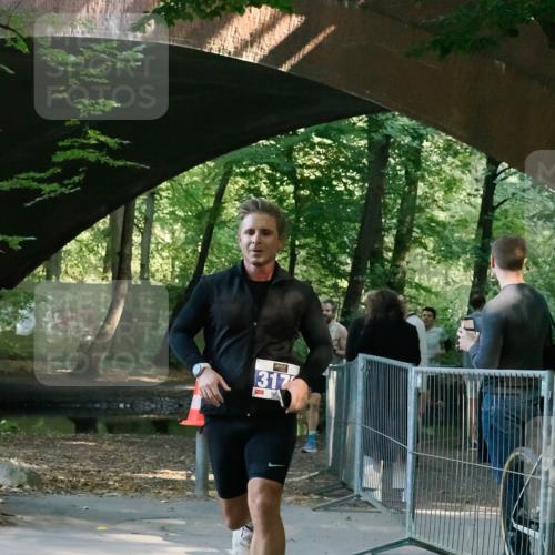 28.09.2025 - 33. Volkslauf durch das schöne Alstertal Fabian Wolf http://msf.ph/oto/8977400 28.09.2025 11:21:17 Laufen 317 meine-sportfotos.de