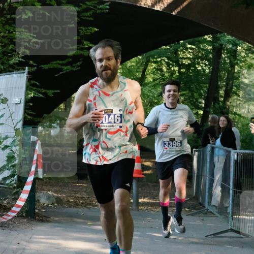 28.09.2025 - 33. Volkslauf durch das schöne Alstertal Fabian Wolf http://msf.ph/oto/8977404 28.09.2025 11:21:23 Laufen 046, 3396 meine-sportfotos.de