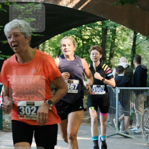 28.09.2025 - 33. Volkslauf durch das schöne Alstertal Fabian Wolf http://msf.ph/oto/8977414 28.09.2025 11:21:53 Laufen 302, 367, 3907 meine-sportfotos.de