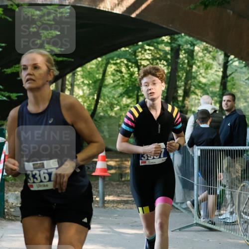 28.09.2025 - 33. Volkslauf durch das schöne Alstertal Fabian Wolf http://msf.ph/oto/8977416 28.09.2025 11:21:54 Laufen 3367, 3557 meine-sportfotos.de
