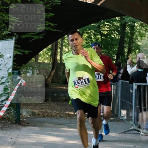 28.09.2025 - 33. Volkslauf durch das schöne Alstertal Fabian Wolf http://msf.ph/oto/8977420 28.09.2025 11:22:24 Laufen 3331, 316 meine-sportfotos.de