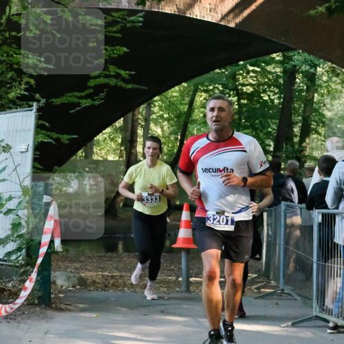 28.09.2025 - 33. Volkslauf durch das schöne Alstertal Fabian Wolf http://msf.ph/oto/8977437 28.09.2025 11:23:17 Laufen 3333, 3201 meine-sportfotos.de