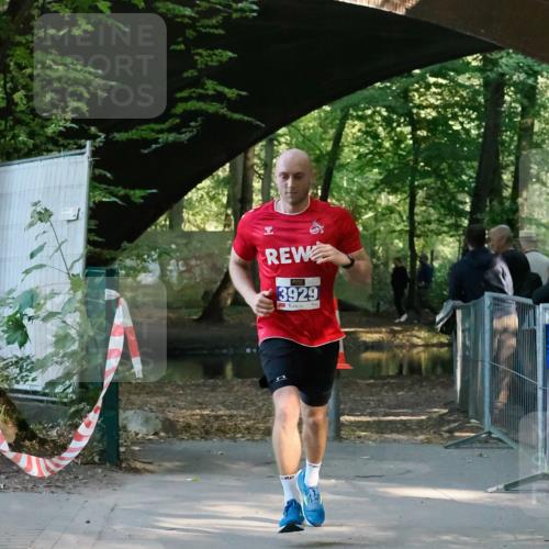 28.09.2025 - 33. Volkslauf durch das schöne Alstertal Fabian Wolf http://msf.ph/oto/8977443 28.09.2025 11:23:29 Laufen 3929 meine-sportfotos.de