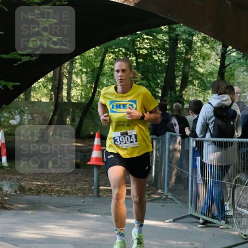 28.09.2025 - 33. Volkslauf durch das schöne Alstertal Fabian Wolf http://msf.ph/oto/8977446 28.09.2025 11:23:44 Laufen 3904 meine-sportfotos.de