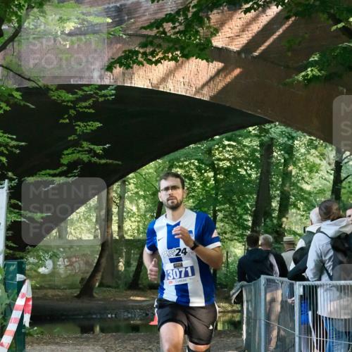 28.09.2025 - 33. Volkslauf durch das schöne Alstertal Fabian Wolf http://msf.ph/oto/8977457 28.09.2025 11:24:14 Laufen 24, 3071 meine-sportfotos.de