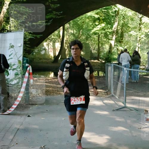 28.09.2025 - 33. Volkslauf durch das schöne Alstertal Fabian Wolf http://msf.ph/oto/8977458 28.09.2025 12:47:08 Laufen 2557 meine-sportfotos.de