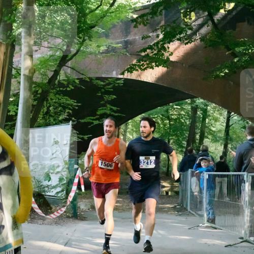 28.09.2025 - 33. Volkslauf durch das schöne Alstertal Fabian Wolf http://msf.ph/oto/8977485 28.09.2025 11:26:28 Laufen 1506, 3212 meine-sportfotos.de