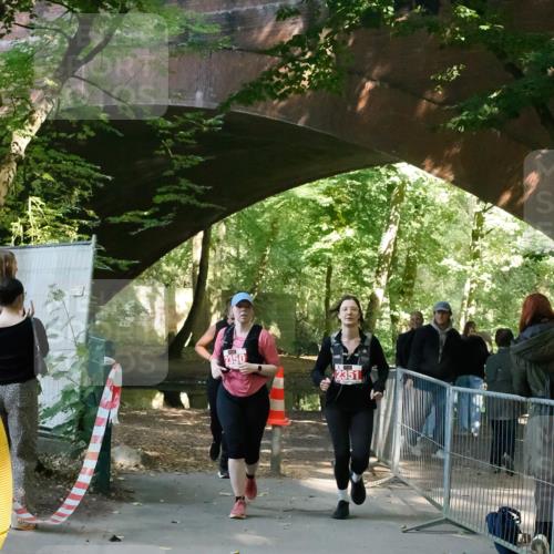 28.09.2025 - 33. Volkslauf durch das schöne Alstertal Fabian Wolf http://msf.ph/oto/8977488 28.09.2025 12:50:59 Laufen 2350, 2351 meine-sportfotos.de