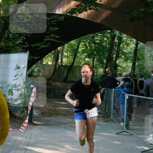 28.09.2025 - 33. Volkslauf durch das schöne Alstertal Fabian Wolf http://msf.ph/oto/8977548 28.09.2025 11:29:03 Laufen 3321 meine-sportfotos.de
