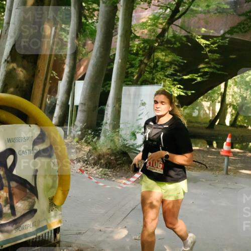 28.09.2025 - 33. Volkslauf durch das schöne Alstertal Fabian Wolf http://msf.ph/oto/8977563 28.09.2025 13:00:40 Laufen 106, 088 meine-sportfotos.de