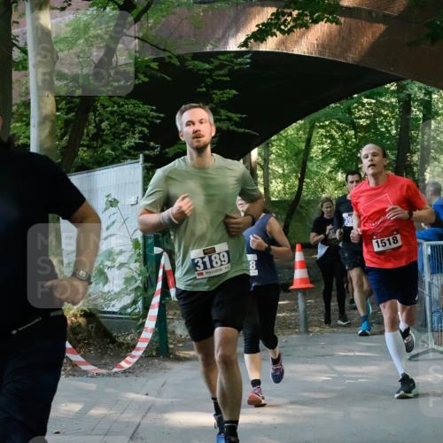 28.09.2025 - 33. Volkslauf durch das schöne Alstertal Fabian Wolf http://msf.ph/oto/8977571 28.09.2025 11:30:01 Laufen 3189, 1518 meine-sportfotos.de