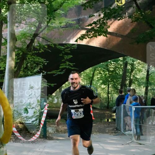 28.09.2025 - 33. Volkslauf durch das schöne Alstertal Fabian Wolf http://msf.ph/oto/8977603 28.09.2025 11:31:04 Laufen 3293 meine-sportfotos.de